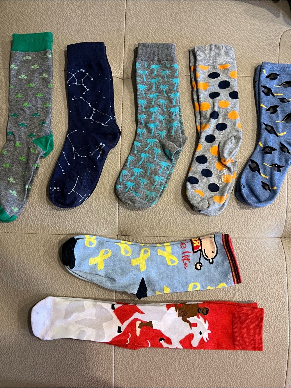 Men's Assorted Patterned Socks (7 pairs)